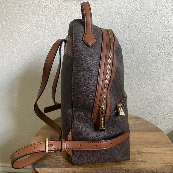 Michael Kors Sheila Medium Logo Backpack main image 14